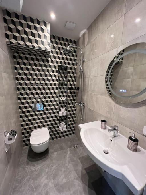 Location ! Location ! Location ! City Garden View Apartment Σόφια Εξωτερικό φωτογραφία